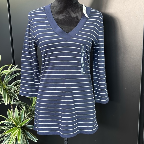GAP V-neck Horizontal stripe,soft,lightweight long sleeve,soft,stretch T-shirt - Picture 1 of 10